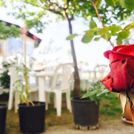 Kompleksi Turistik Edir Orikum Esterno foto
